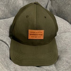 - Banner & oak green cap/ hat